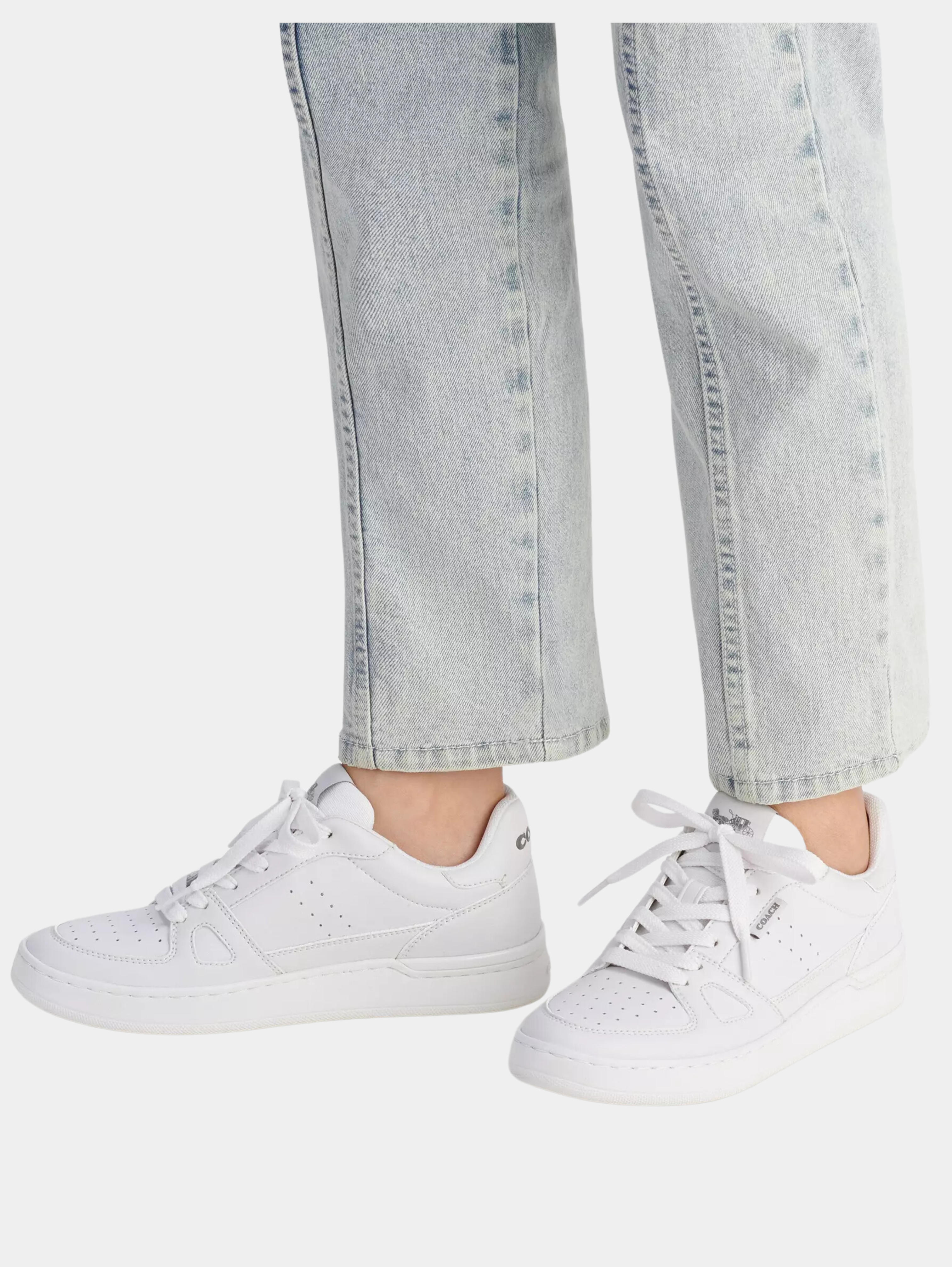 Clip Court Low Top Sneaker